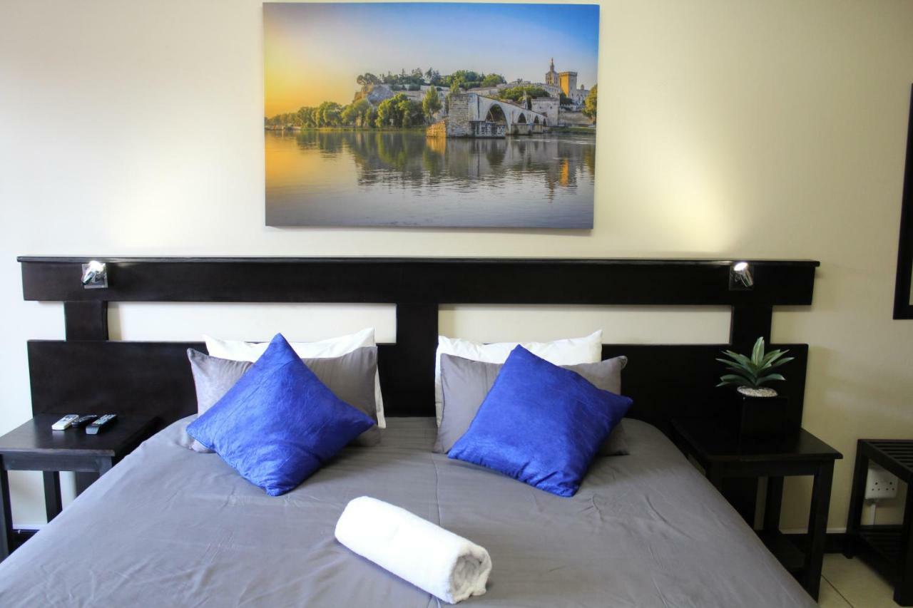 El Gran Chaparral Guest House พริทอเรีย ภายนอก รูปภาพ